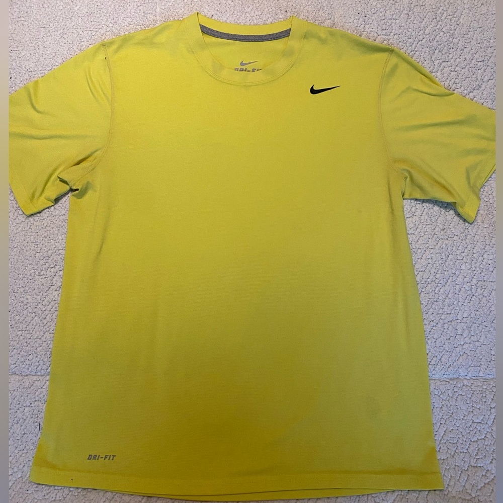 Mens Nike Dri Fit shirt